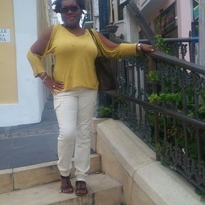 Meet your Posher, Charmain